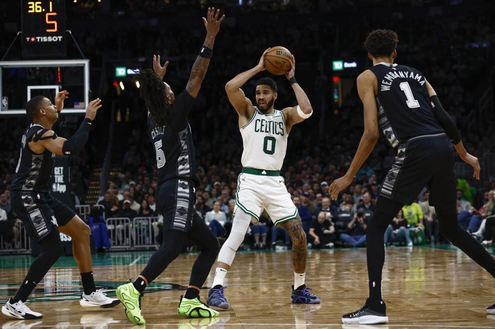 [法甲]巴黎圣日耳曼队赢得强强对话.